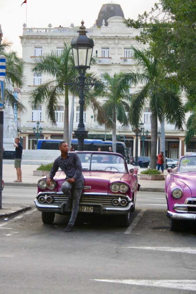 Havana and 50s cars